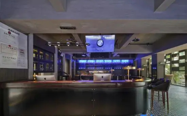 YU Hotel