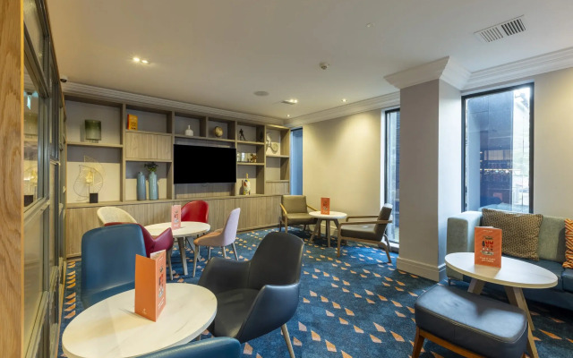 Holiday Inn Express Glasgow Airport by IHG