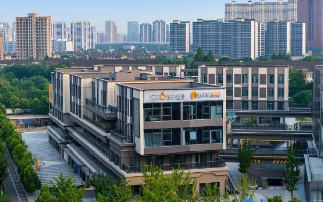 Cheng Xiaocheng · Smart Homestay (Hefei Greenland Yinghai Tong'anhui)