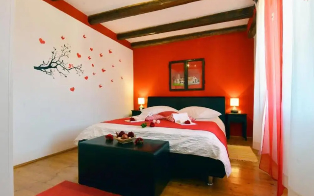 Authentic Istrian Holiday Home for Unforgettable Stays