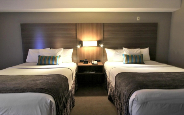 Executive Inn & Suites Embarcadero Cove