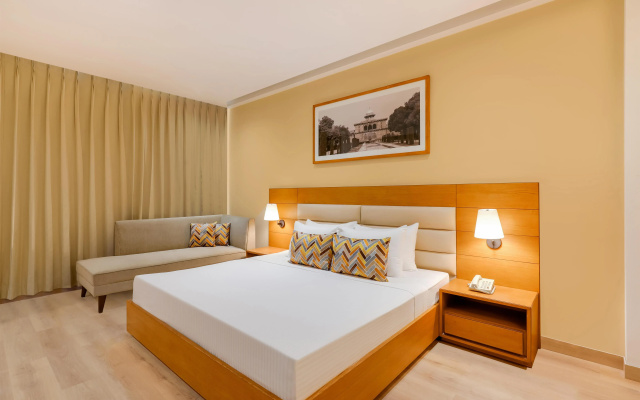 Lemon Tree Hotel Agra