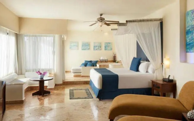 Azul Beach, Gourmet All Inclusive by Karisma