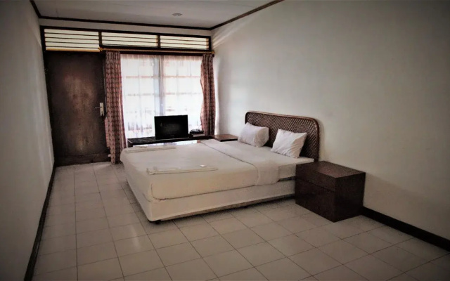 Hotel Pandu Lakeside Tuktuk