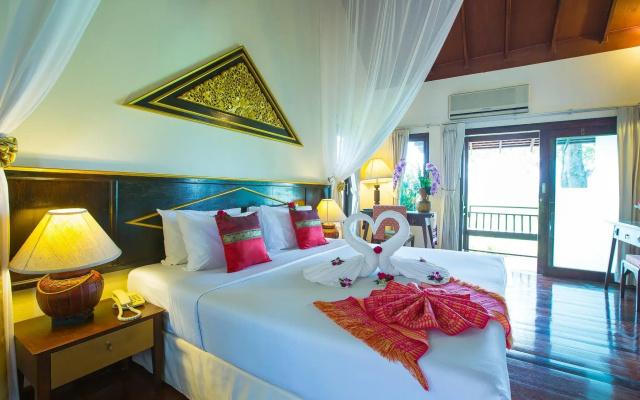 Golden Pine Resort