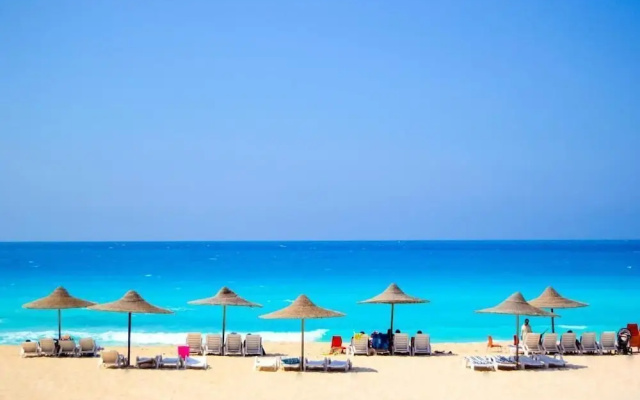 Marseilia Beach 3