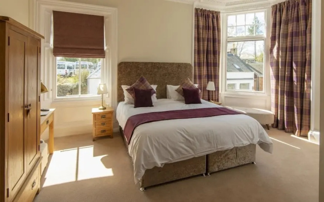 Dryburgh Arms Pub With Rooms