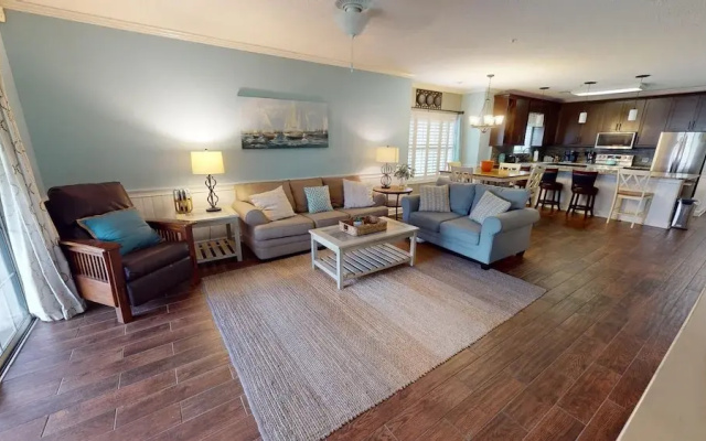 Magnolia North Unit 105