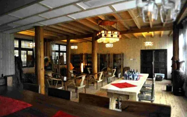 Shanyejie·Garden Resort Panorama Hotel (Liping Zhaoxing Dong Village Observation Deck Branch)