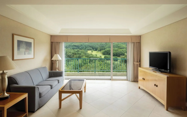 Oakvalley Resort Hills Village