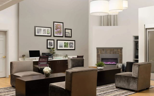 La Quinta Inn & Suites by Wyndham Spokane Valley
