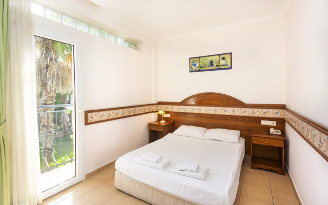 Kriss Otel