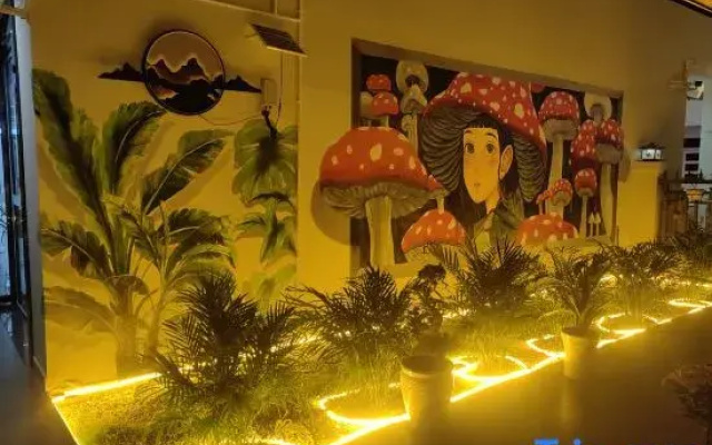 Yunmuxi Hotel (Nanla River Starry Night Market Branch)