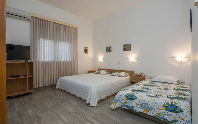 Awesome Home in Vir With Wifi and 5 Bedrooms