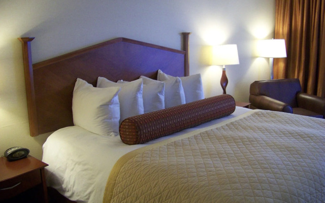 Norfolk Country Inn & Suites
