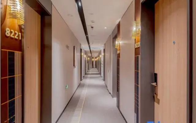 Home Inn Select (Shanghai Jinshan Zhujing Bus Station Branch)