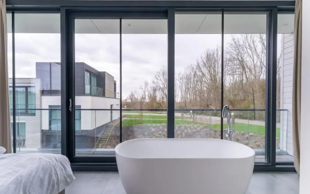Waterfront Holiday Home in Arnemuiden