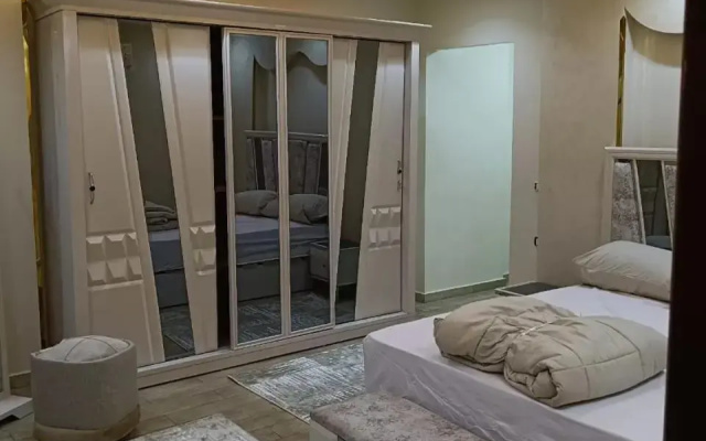 شقه فندقيه