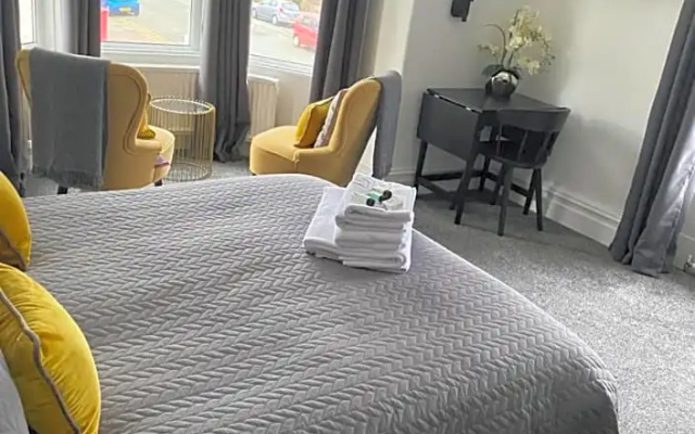 Oak Alyn Hotel