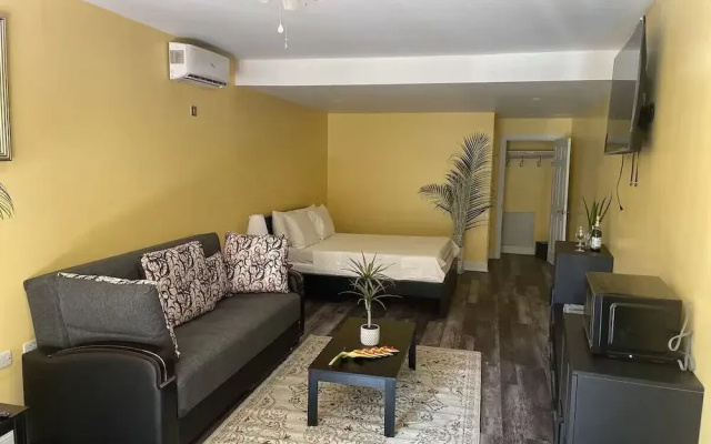 Torraille Waterfall Villas