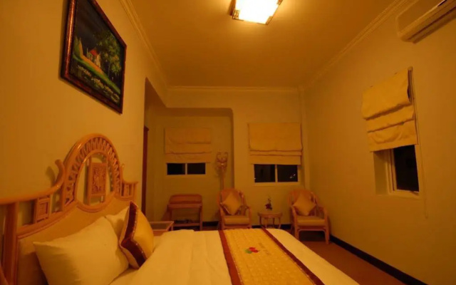 My Le Hotel