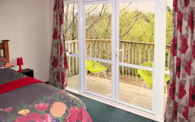 Poppy Chalet