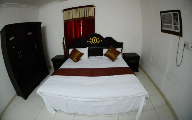 Al Eairy Furnished Apartments Dammam 2