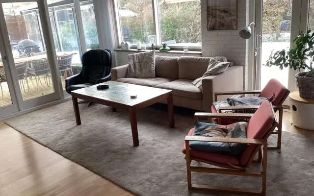 6 Person Holiday Home in Vaeggerlose