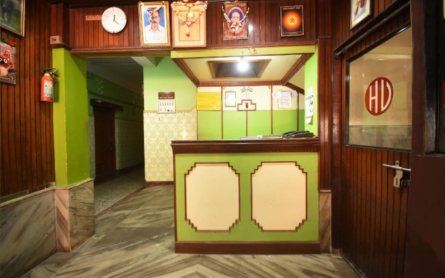 SPOT ON 74944 Hotel Vijaya
