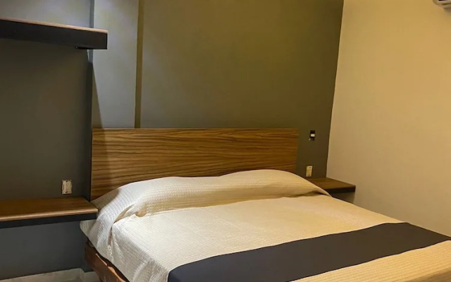 Hotel Camelinas Express