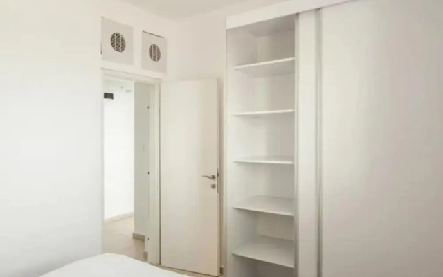 Fresh 3BR APT 32 Floor See View Tower