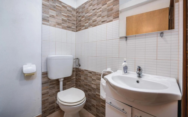 Awesome Home in Baderna With Wifi and 3 Bedrooms