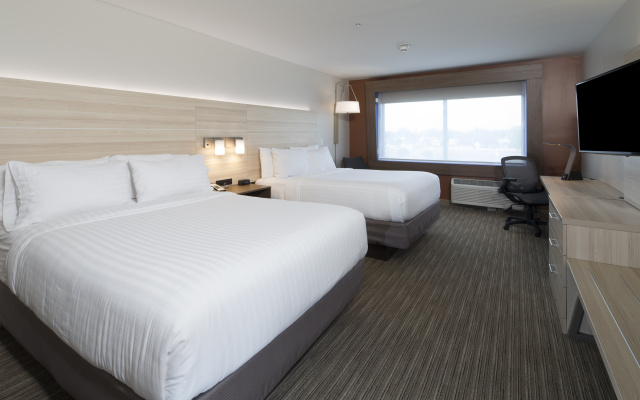 Holiday Inn Express Hotel & Suites Bay City by IHG