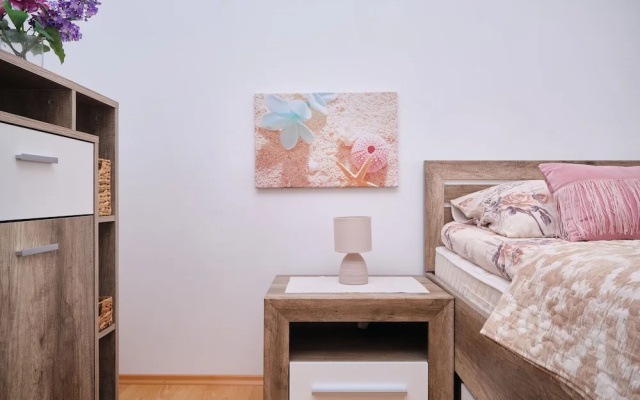 Seaview Apartment Kia by Litto