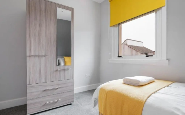 Dalkeith Three Bed Two Bath Apartment
