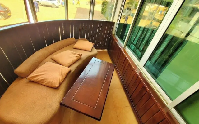 Chello Suites