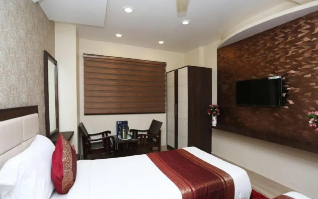 Hotel Aadesh Palace