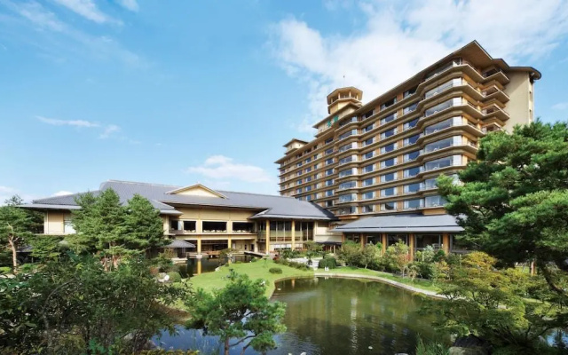 Tsukioka Onsen Shiratamanoyu Kahou