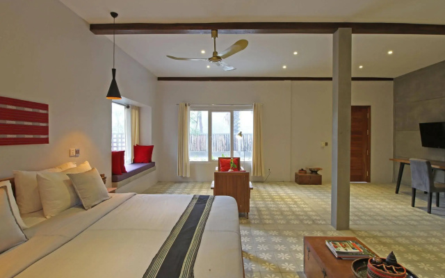 Isann Lodge