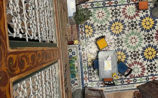Riad Dar Fes source bleue luxury home