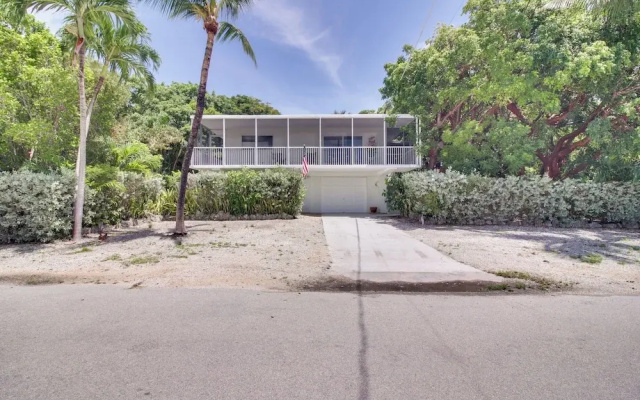Walk to Beach: Tavernier Apartment w/ Patio!