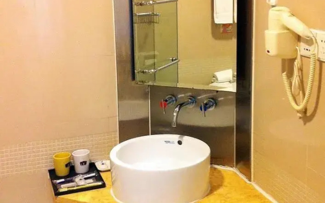 Home Inn Harbin Convention and Exhibition Center Hengshan Road Wanda Plaza
