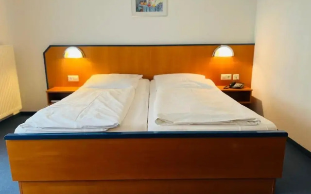 Hotel Sonnenhof - Tante ALMA’s Sommerfrische