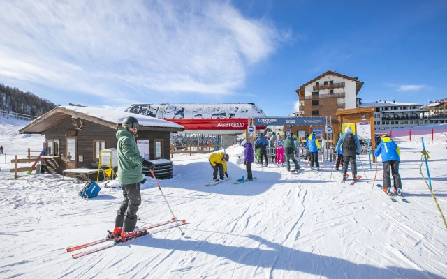 Grange Hike & Ski Sestriere Apartments - Happy.Rentals