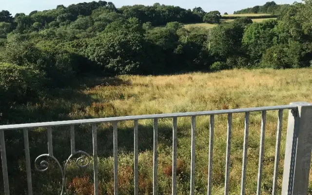 Orchard Manor