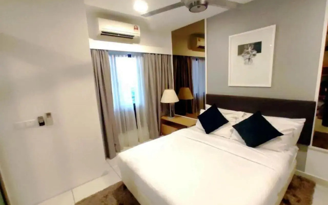 Suites at 1Tebrau