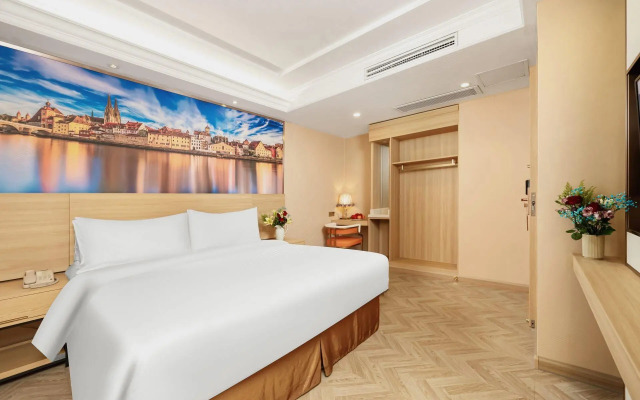 Vienna Hotel Shanghai Jing'an Gaoping Road