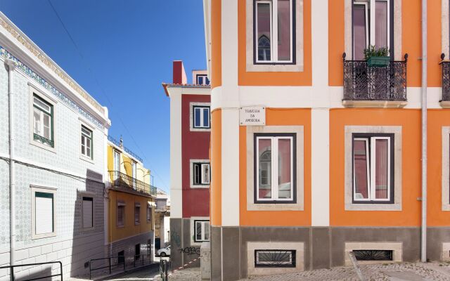 Отель Feeling Lisbon Tejo вид на фасад