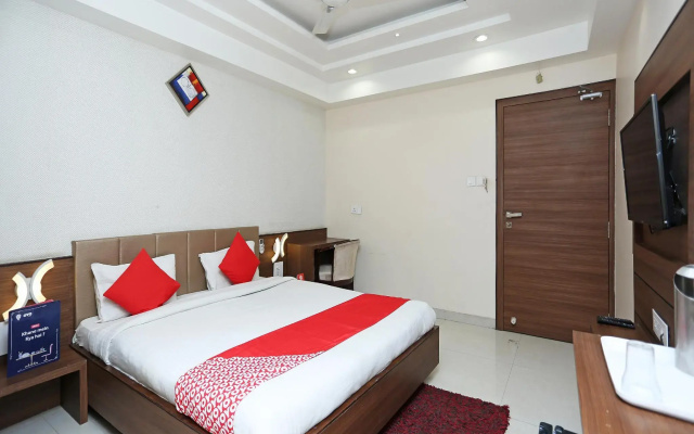 Capital O 8650 Hotel Johri Residency