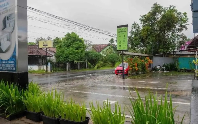 Urbanview Hotel Double Tree Purwokerto by RedDoorz